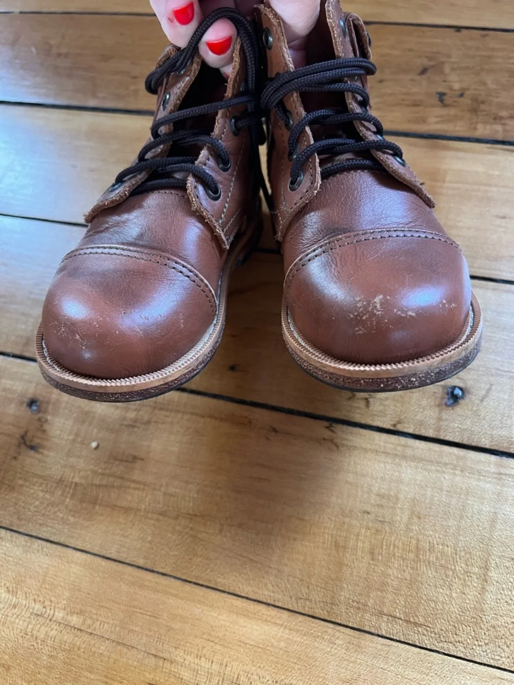 Mikoleon leather boots